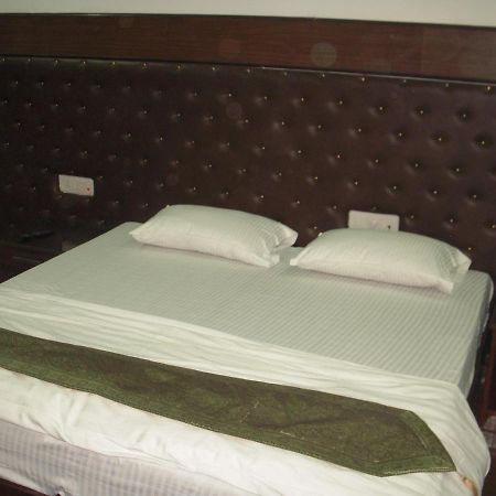نيودلهي Rams Inn المظهر الخارجي الصورة